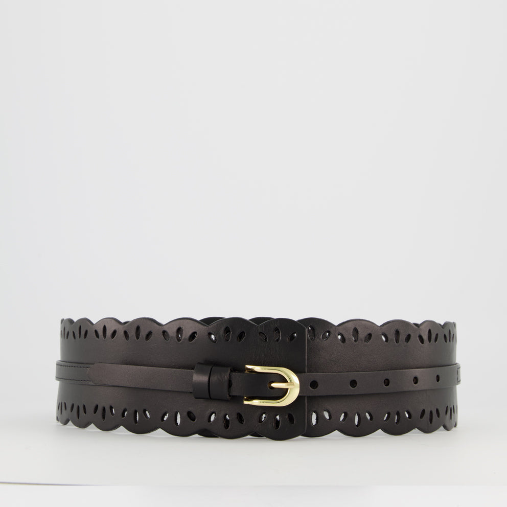 Ceinture large en cuir noir avec jolie découpe. @KbyKrisalys